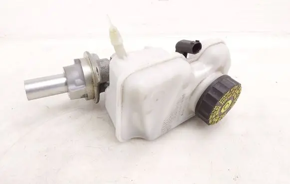 BMW 2 F44 Master brake cylinder 0204794060 6860686