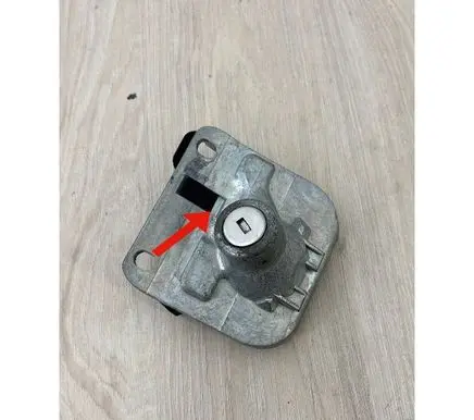 Volvo S80 Tailgate/trunk/boot lock/catch/latch 31253043