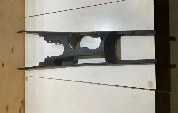 Ford Mustang VI Center console JR3B63045B44A