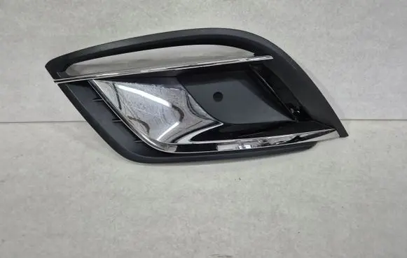 Renault Espace V (RFC) Front fog light trim/grill 622577166R