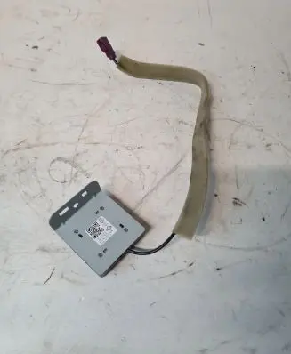 Renault Clio V Aerial GPS antenna 282125171R