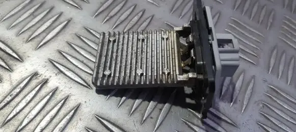 Hyundai Sonata Heater blower motor/fan resistor