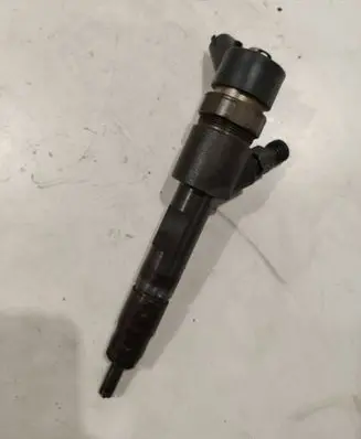 Renault Scenic II - Grand scenic II Fuel injector 0445110230 8200389369