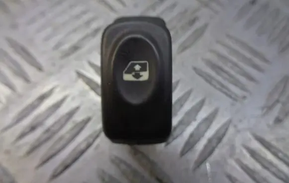 Renault Scenic I Quarter vent window switch 432963K