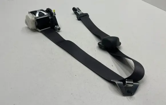 Chevrolet Camaro Front seatbelt