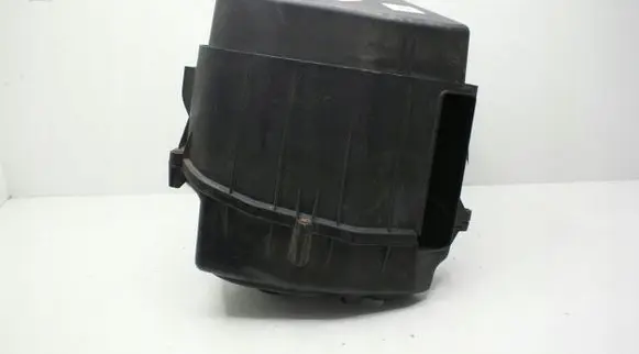 Audi A8 S8 D3 4E Air filter cleaner box bracket assembly 077133835S