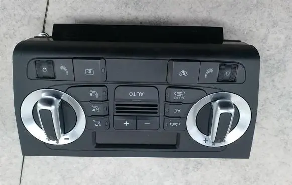 Audi A3 S3 8P Climate control/heater control trim 8P0820043BN