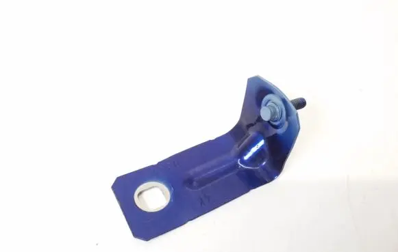 Maserati Ghibli Fender mounting bracket
