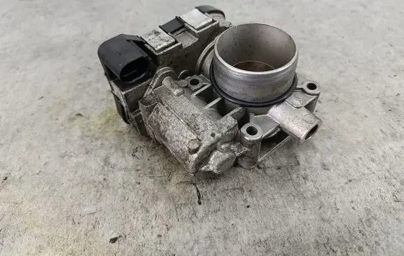 Fiat Grande Punto Throttle body valve 