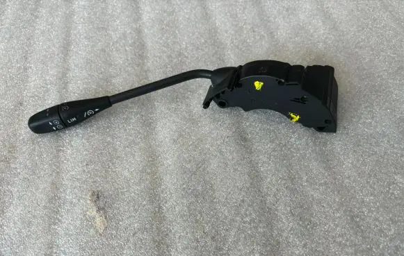 Mercedes-Benz E W211 Cruise control stalk A0085452524 01311200 0085452524