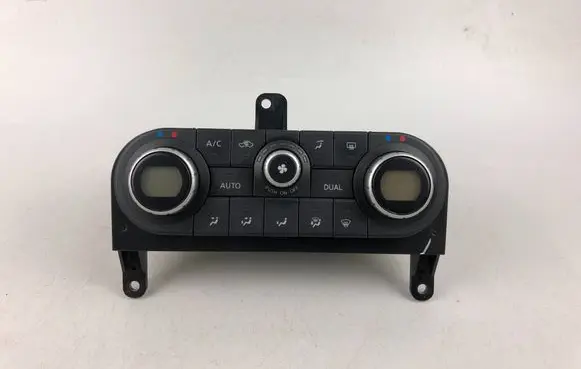 Nissan Qashqai Climate control unit 27500BR40B