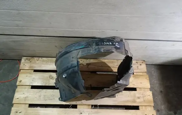 Nissan Juke I F15 Front arch 