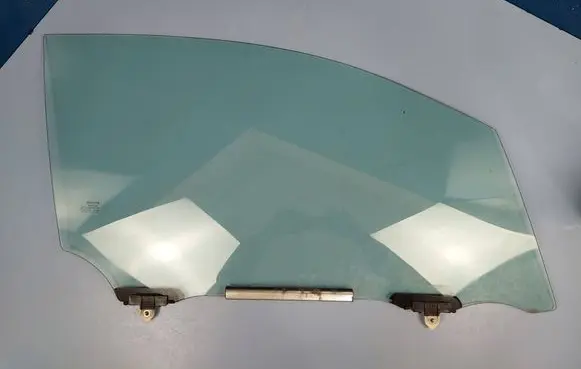 Toyota C-HR I Front door window glass four-door 68101F4010 43R00098