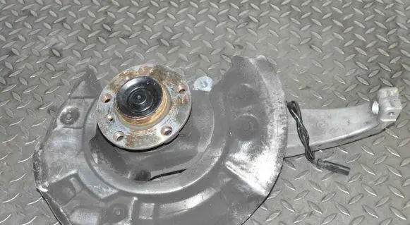 BMW 6 F12 F13 Front wheel hub
