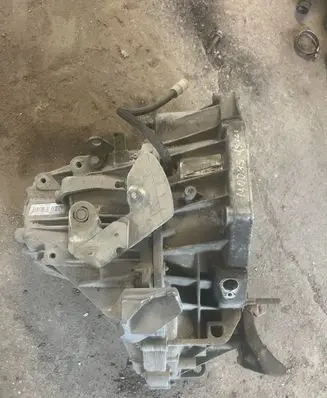 Renault Modus Manual 6 speed gearbox CMTL4387944 FAB72445