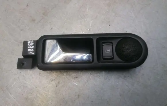 Volkswagen PASSAT B5 Rear door interior handle 3B0839113