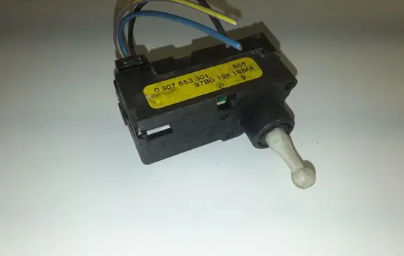 Ford Fiesta Headlight level adjustment motor 0307853301