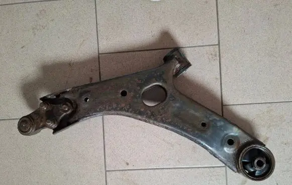 KIA Sportage Front control arm