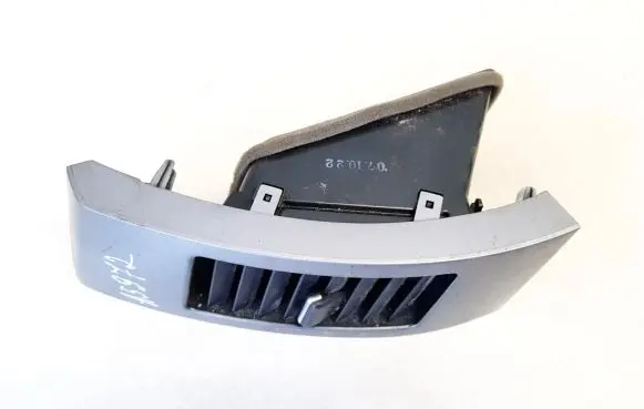Mitsubishi Outlander Dashboard side air vent grill/cover trim