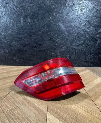 Mercedes-Benz E W212 Rear/tail lights 2128203964 23082016 89505379