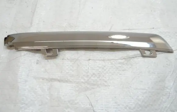 Citroen C4 III e-C4 Front bumper upper radiator grill 98348298VD