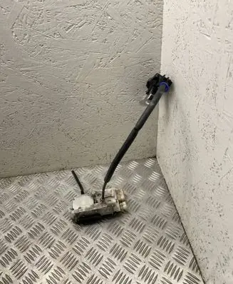 Front door lock