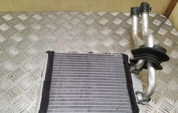 Heater blower radiator