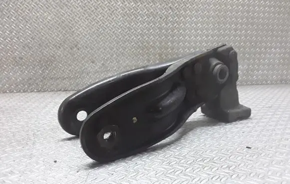 Citroen C5 Gearbox mounting bracket
