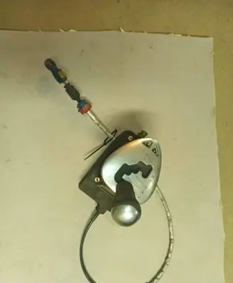 Citroen C5 Gear shifter/selector 9650066080