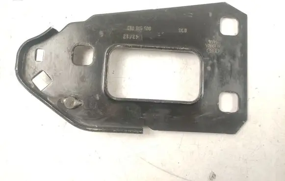 Audi A4 S4 B8 8K Engine mounting bracket 8K0805500
