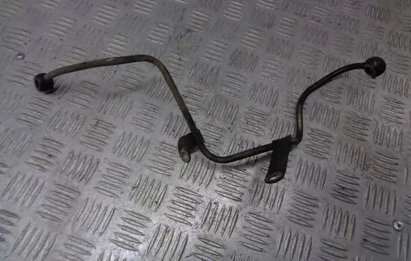 Toyota Corolla Verso E121 Turbo turbocharger oiling pipe/hose