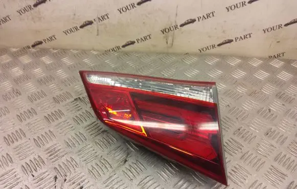 Hyundai i40 Rear/tail lights 92403-3Z600