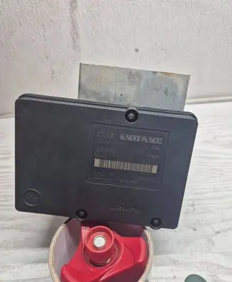 Volvo V70 ABS Pump 30714956 00401396D0 10092504113