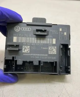 Audi A4 S4 B8 8K Door control unit/module 8K0959793B 8K0959793