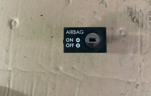 Seat Ibiza III (6L) Passenger airbag on/off switch 6Q0919237