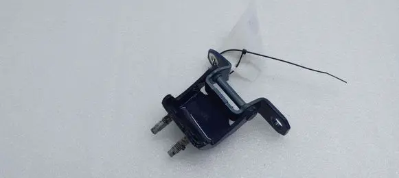 Suzuki SX4 S-Cross Rear door upper hinge 8H1068L