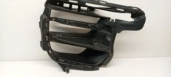 Porsche Macan (95B) Front bumper lower grill 95B807682