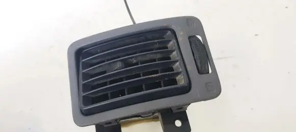 Nissan Almera Dash center air vent grill 687601n600 e4025161-500