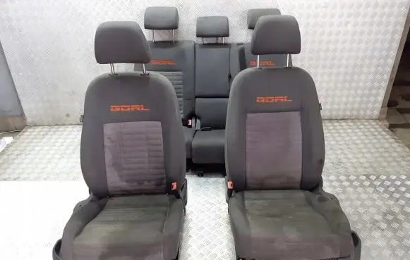 Volkswagen Golf Plus Seat set 