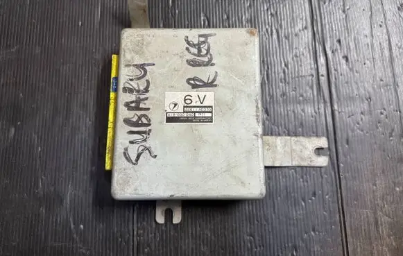 Subaru Impreza I Engine control unit/module 22611AD370