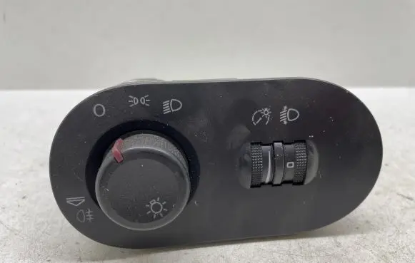 Seat Ibiza III (6L) Light switch 6L1941531Q 04062032 3023