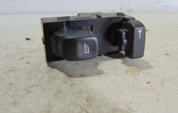 Volvo S40, V40 Electric window control switch 30889753