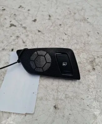 Skoda Octavia Mk2 (1Z) Electric window control switch