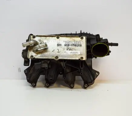 Volkswagen Golf VII Intake manifold