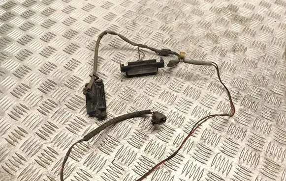 Mazda 6 Number plate light 13041055