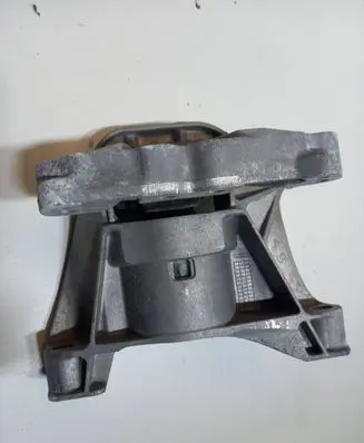 Peugeot 308 Engine mount bracket 4A103720 308T90D 201416
