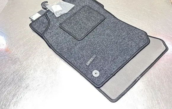 Opel Vectra B Car floor mat set 90513269 1724511