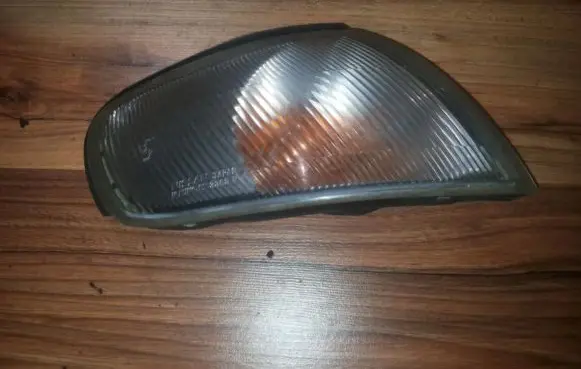 Nissan Almera Front indicator light 3369r
