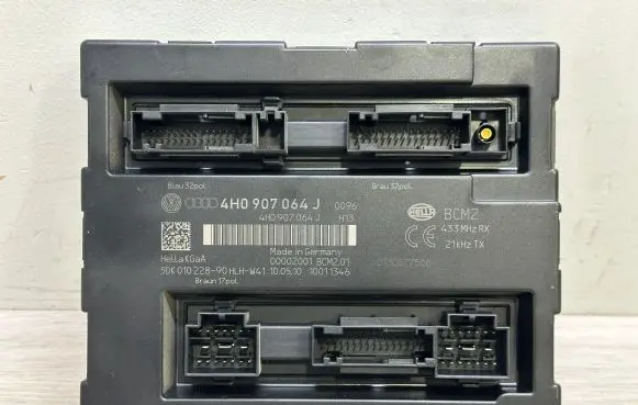 Volkswagen Touareg II Comfort/convenience module 4H0907064J