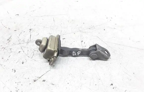 Skoda Fabia Mk1 (6Y) Front door check strap stopper